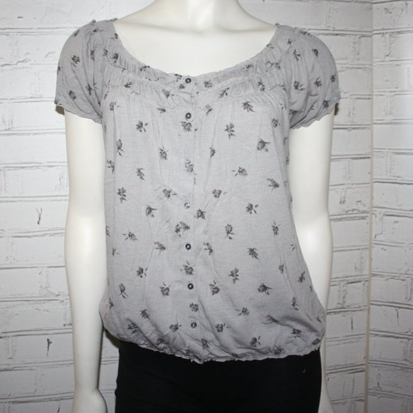 🌸🌫️ American Eagle Floral Blouse · Size M · Soft & Feminine - Picture 1 of 5